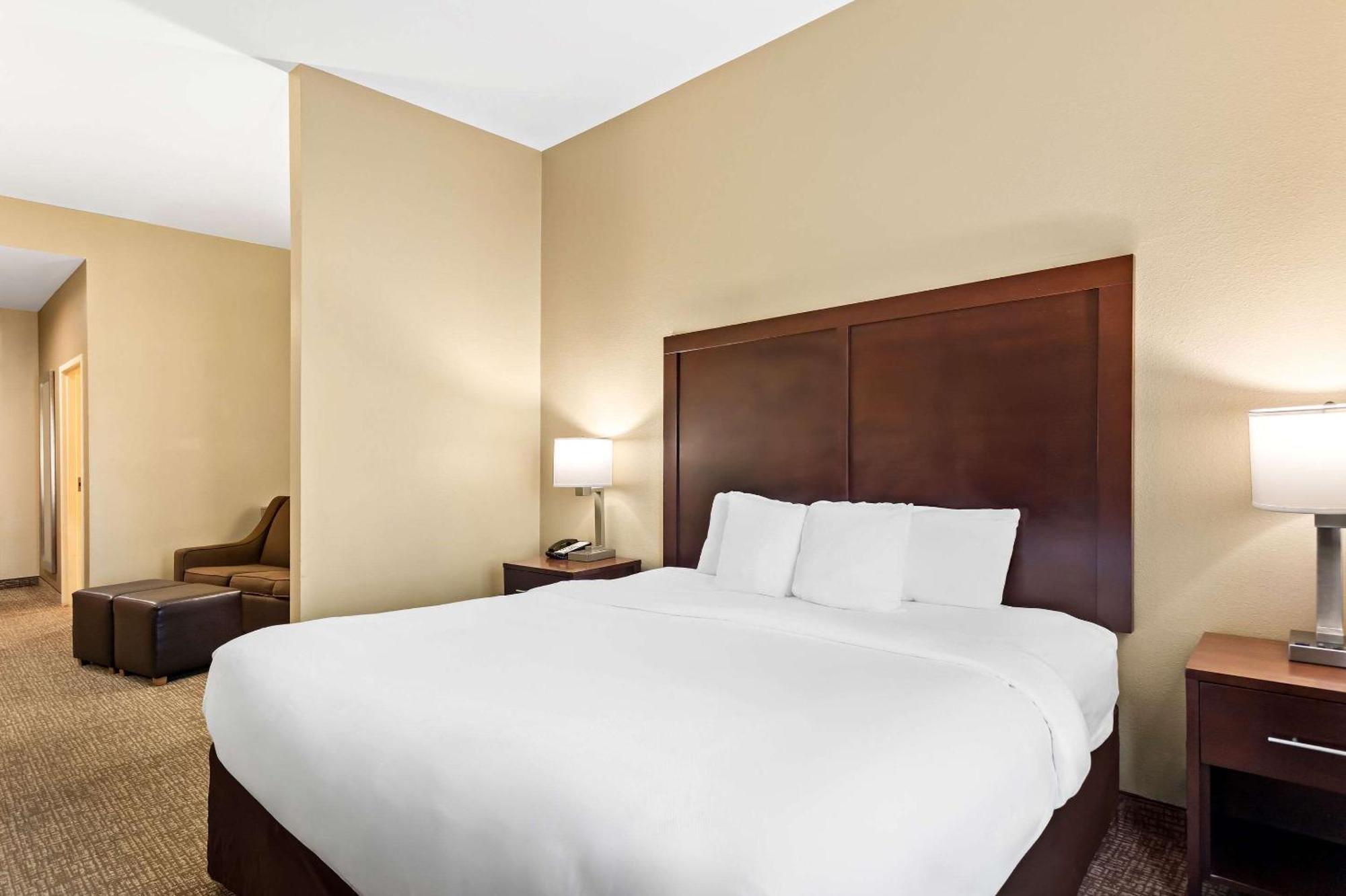 Comfort Suites Gulfport Exteriör bild