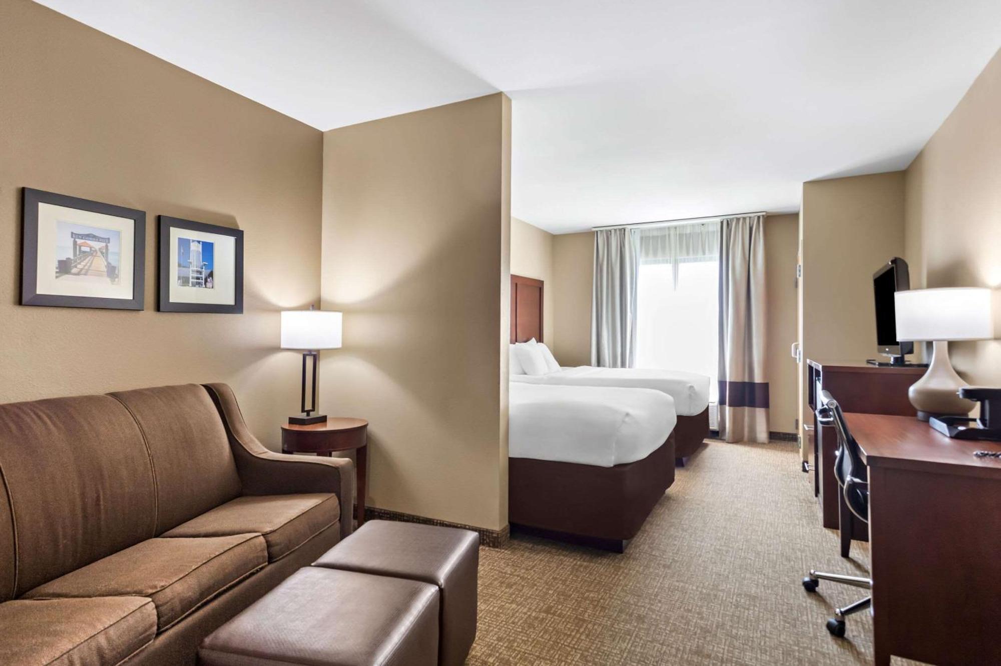 Comfort Suites Gulfport Exteriör bild